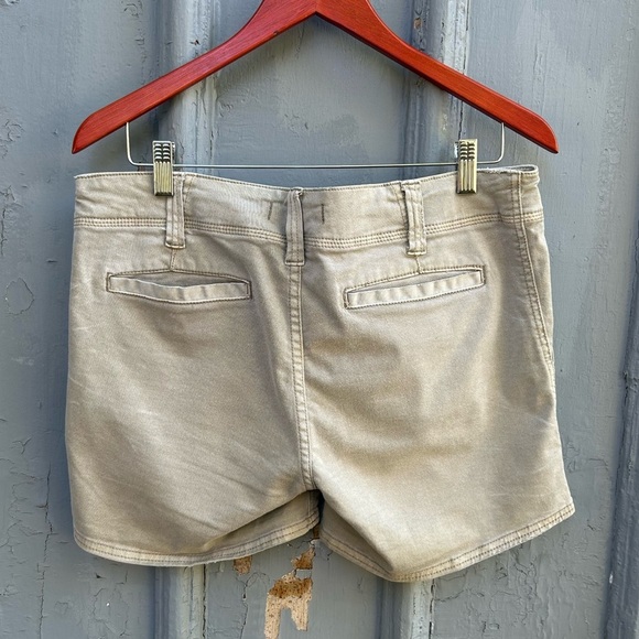 Free People Khaki Shorts, size 30 - Picture 2 of 7
